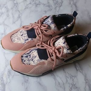 STEVE MADDEN Cliff Sneakers Blush Pink - Navy - White Size 11